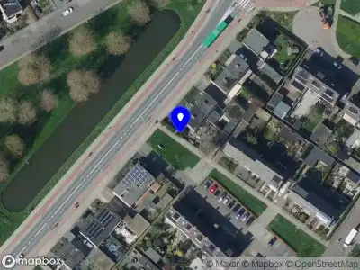 Ambulance met grote spoed naar de Officiersvliet in Zwijndrecht