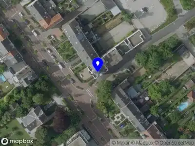 Ambulance met gepaste spoed naar de Maria Teuwenstraat in Roermond