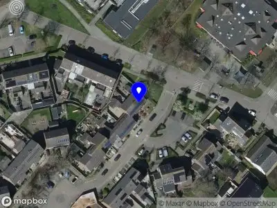 Ambulance met grote spoed naar de Marshof in Oude-Tonge