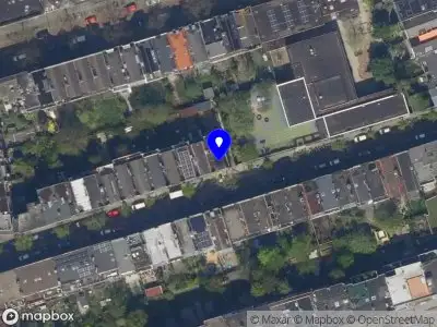 Ambulance met grote spoed naar de Harddraverstraat in Rotterdam