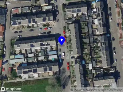 Ambulance met gepaste spoed naar de P C Hooftstraat in Hellevoetsluis