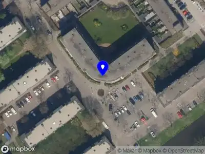 Ambulance met grote spoed naar de Van Limburg Stirumstraat in Schiedam