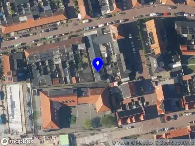 Brandweer met grote spoed naar de Tolstraat in Alphen aan den Rijn vanwege waarnemen gaslucht