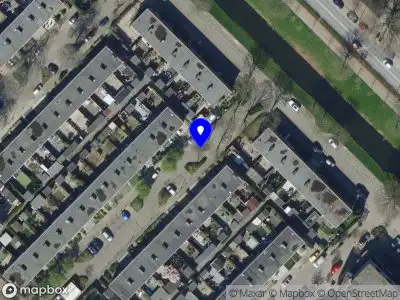 Ambulance met grote spoed naar de Dahliastraat in Ridderkerk