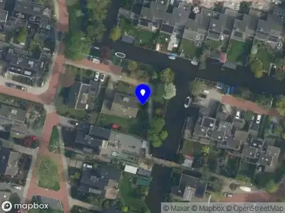 Ambulance met grote spoed naar de Roelat in Reeuwijk