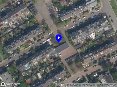 Ambulance met grote spoed naar de Lisztlaan in Rotterdam