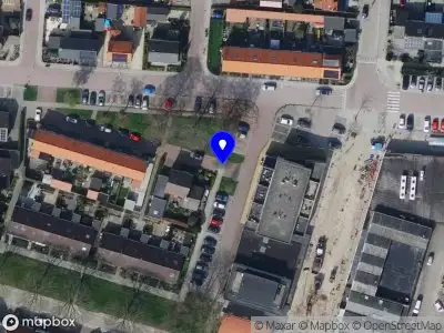Ambulance met grote spoed naar de Gravin Sabinastraat in Zuid-Beijerland