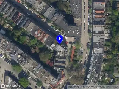 112 melding Ambulance naar de Van Weelstraat in Rotterdam