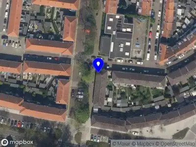 Ambulance met gepaste spoed naar de Poortugaalsestraat in Schiedam