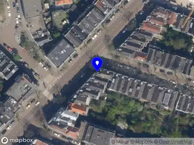 112 melding Ambulance met grote spoed naar de Bergweg in Rotterdam