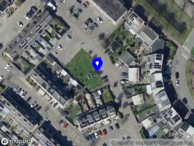 Ambulance met grote spoed naar de Mozartstraat in Barendrecht