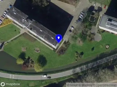 Ambulance met gepaste spoed naar de Kloosplantsoen in Ridderkerk