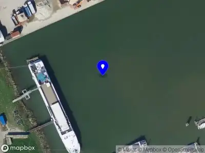 Ambulance met grote spoed naar de Haven in Ridderkerk