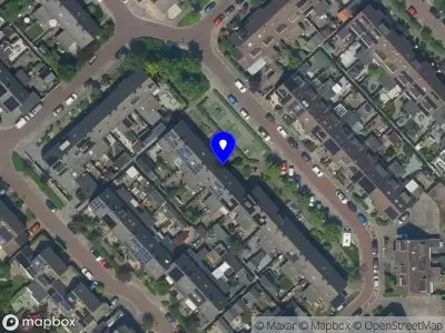 Ambulance met grote spoed naar de Roosje Vosstraat in Heemskerk