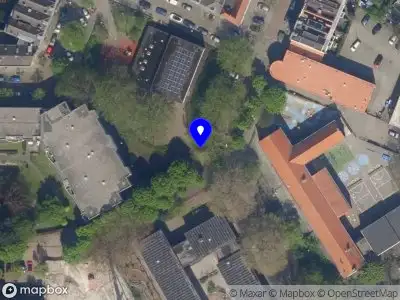 Ambulance met gepaste spoed naar de Taborstraat in Rotterdam