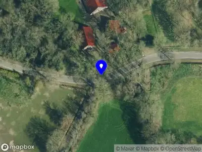 Brandweer met gepaste spoed naar de Voshaarweg in Enschede vanwege stormschade