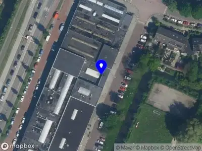 Ambulance met grote spoed naar de Slimmeweg in Amsterdam