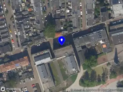 Ambulance met grote spoed naar de Oosterstraat in Vlaardingen