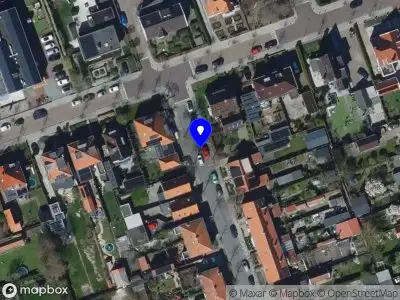 Ambulance met gepaste spoed naar de Prins Hendrikstraat in Middelharnis