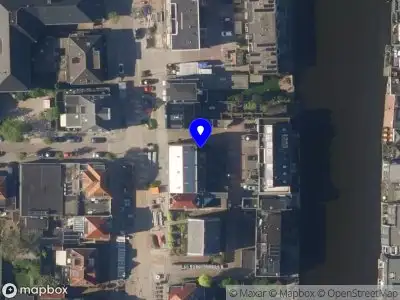 Ambulance met grote spoed naar de Sint Maartenstraat in Alphen aan den Rijn