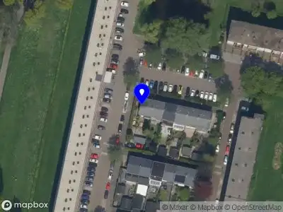 Ambulance met gepaste spoed naar de Gijsbrecht van Amstelstraat in Vlaardingen