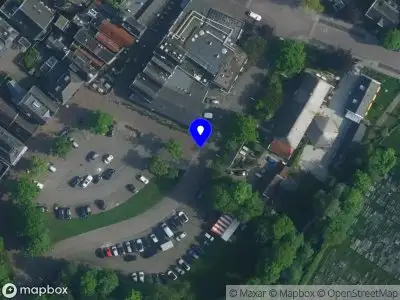 Ambulance met grote spoed naar de Korendragerstraat in Ouderkerk aan de Amstel