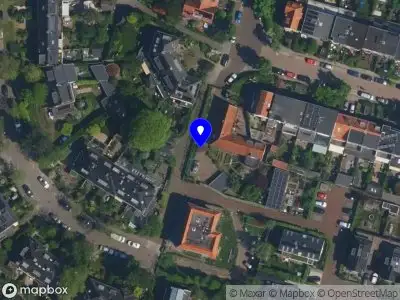 Ambulance met grote spoed naar de Jan Willem Frisolaan in Overveen