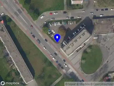 Ambulance met grote spoed naar de Grote Kreek in Rotterdam