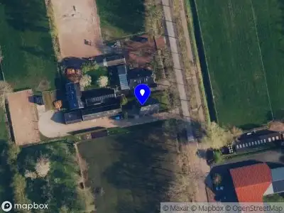 Brandweer met grote spoed naar de Boerakkerweg in Niebert vanwege voertuigbrand