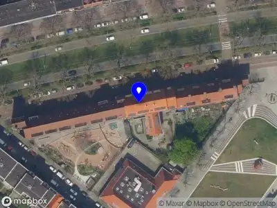 Ambulance met gepaste spoed naar de Putselaan in Rotterdam