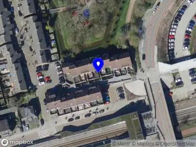 Ambulance met grote spoed naar de Anthony van Hobokenstraat in Rhoon