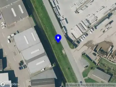 Brandweer met gepaste spoed naar de Zuiderhavenweg in Tiel vanwege afgaan automatisch brandalarm