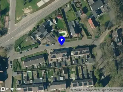 112 melding Politie naar de Leliestraat in 's-Heerenberg vanwege aanrijding met letsel