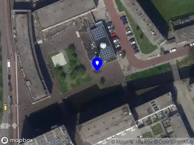 Politie met grote spoed naar de Kooiplein in Leiden vanwege steekincident