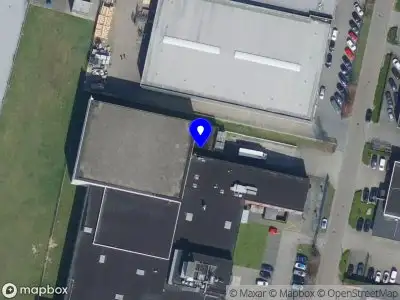 Brandweer en politie met grote spoed naar de Everdenberg in Oosterhout vanwege middelgrote brand