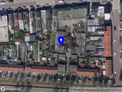 Brandweer met gepaste spoed naar de Alfrinkhof in Roosendaal vanwege een liftopsluiting