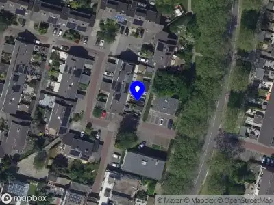 Ambulance met grote spoed naar de Zwaluwenburg in Dordrecht