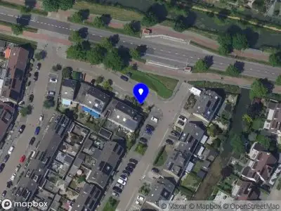 Brandweer met grote spoed naar de Lavendelhof in Papendrecht vanwege afhijsen patient