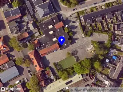 Ambulance met gepaste spoed naar de Rozendijk in Den Burg