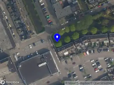 Ambulance met gepaste spoed naar de Struyck van Bergenstraat in Wateringen