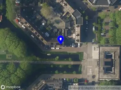 Ambulance met grote spoed naar de Catharina van Renneskade in Leiden