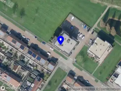 Ambulance met grote spoed naar de Penningkruid in Puttershoek