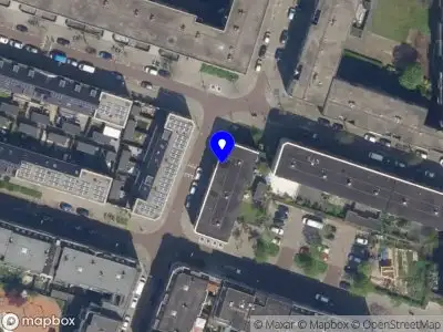 Ambulance met grote spoed naar de Tochtstraat in Rotterdam