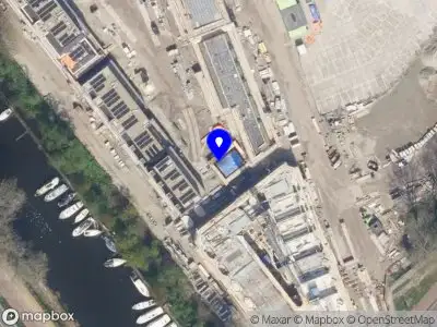 Ambulance met gepaste spoed naar de Kralingseweg in Rotterdam