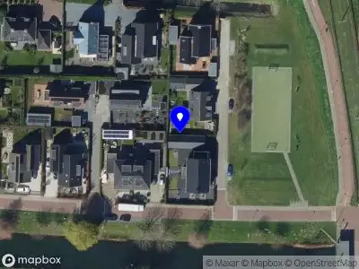 Brandweer met gepaste spoed naar de Noordersingel in Barendrecht vanwege een buitenbrand