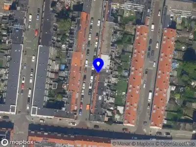 Ambulance met grote spoed naar de Cartesiusstraat in Schiedam