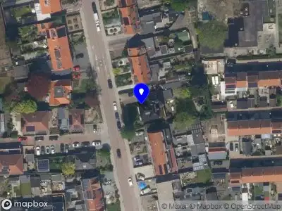 112 melding Ambulance met grote spoed naar de Burgemeester van Esstraat in Pernis Rotterdam