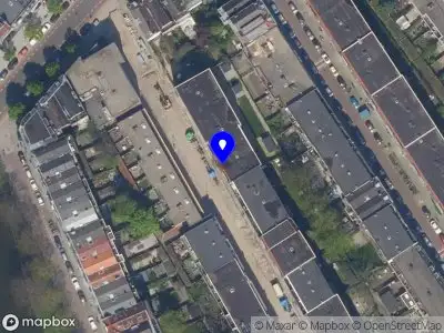 112 melding Ambulance met grote spoed naar de Van der Schellingstraat in Rotterdam