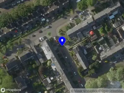 112 melding Brandweer met grote spoed naar de Mimosastraat in Maarheeze vanwege afhijsen patient