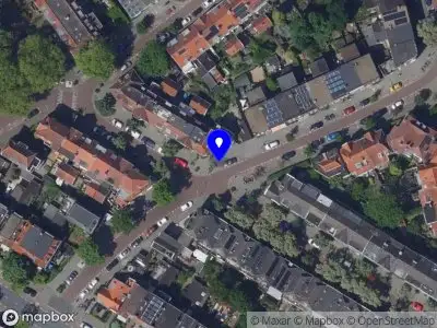 Ambulance met grote spoed naar de Sumatrastraat in Dordrecht